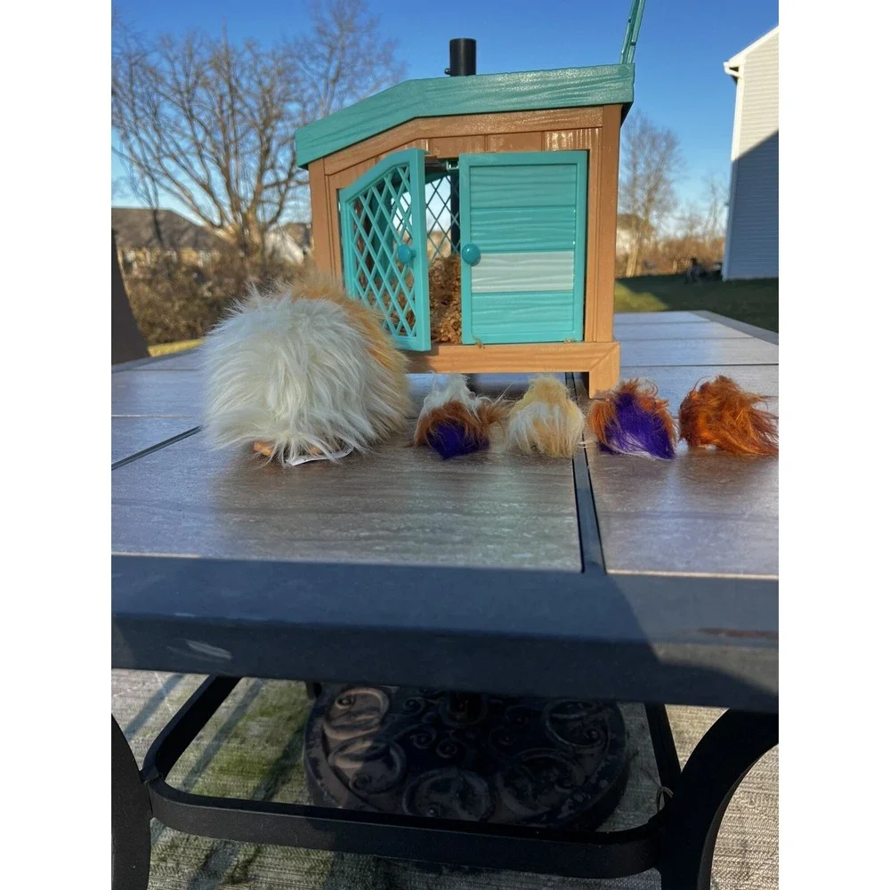 Little Live‎ Pets Mama Surprise Guinea Pig Interactive Animal Portable Hutch Toy